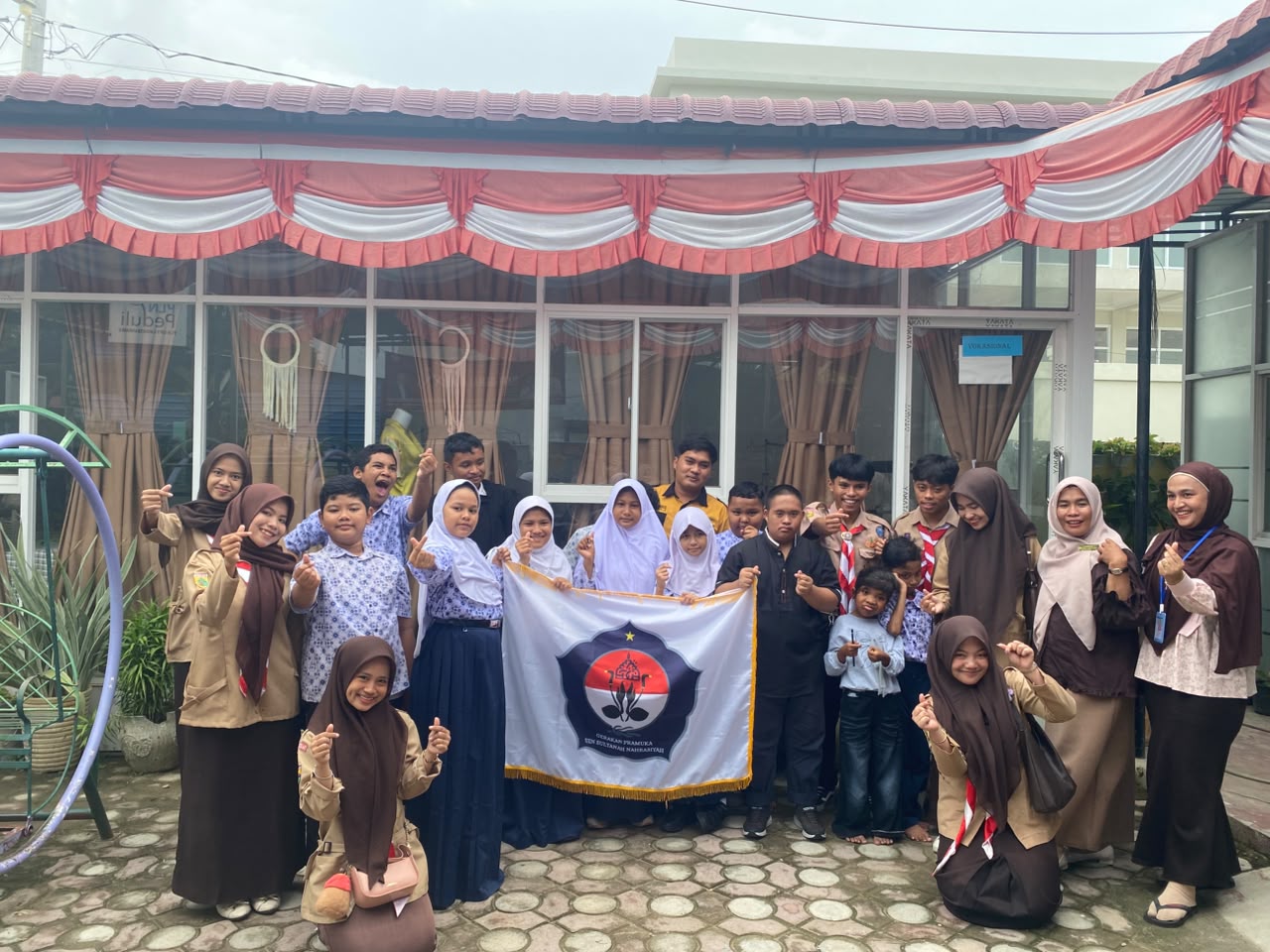 Menanamkan Nilai Kepramukaan, UKK Pramuka UIN SUNA Aktif Mendampingi Kegiatan Pramuka di SLB Cinta Mandiri Kota Lhokseumawe